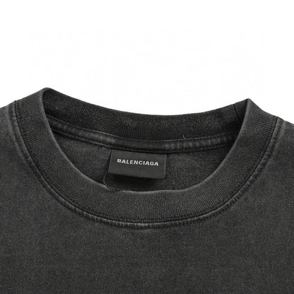 Camiseta Balenciaga - Logotipo pequeño
