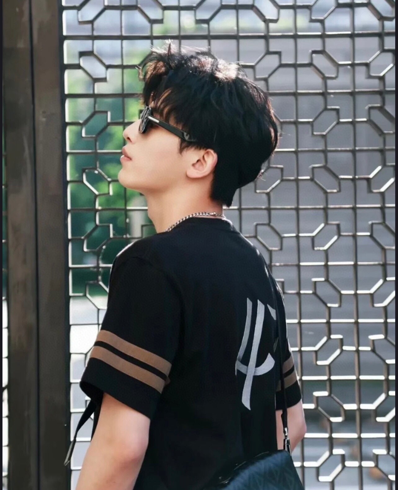 T-shirt Dior avec logo (noir)