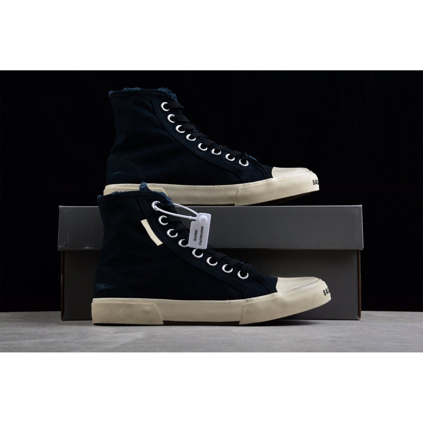 BALENCIAGA Paris High Vulc Destr - Sneakers - Black Unisex Streetwear Limited Edition - Introducing the BALENCIAGA Paris High Vulc Destr x Black, an avant-garde masterpiece blending high fashion