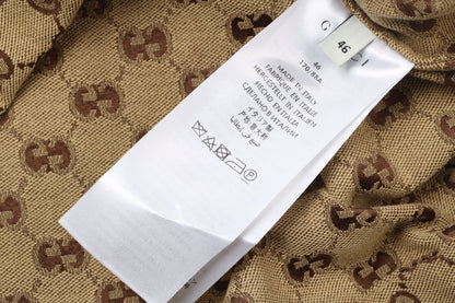 Chaqueta deportiva con monograma de Gucci.