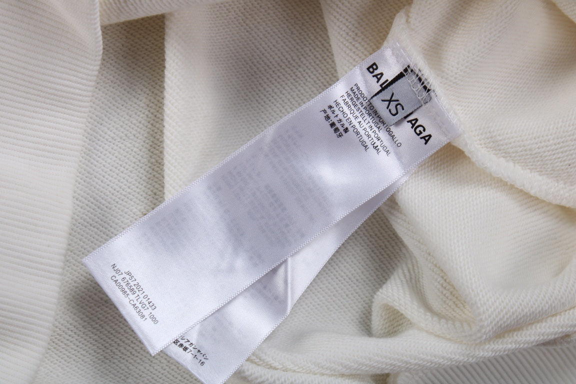 Sudadera blanca Balenciaga con estampado 'I Love'