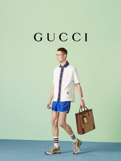 Gucci Contrast Collar Shirt - White Unisex Streetwear Limited Edition - <p dir='ltr'><span>This Gucci shirt features a striking contrast collar in navy blue, complemented by