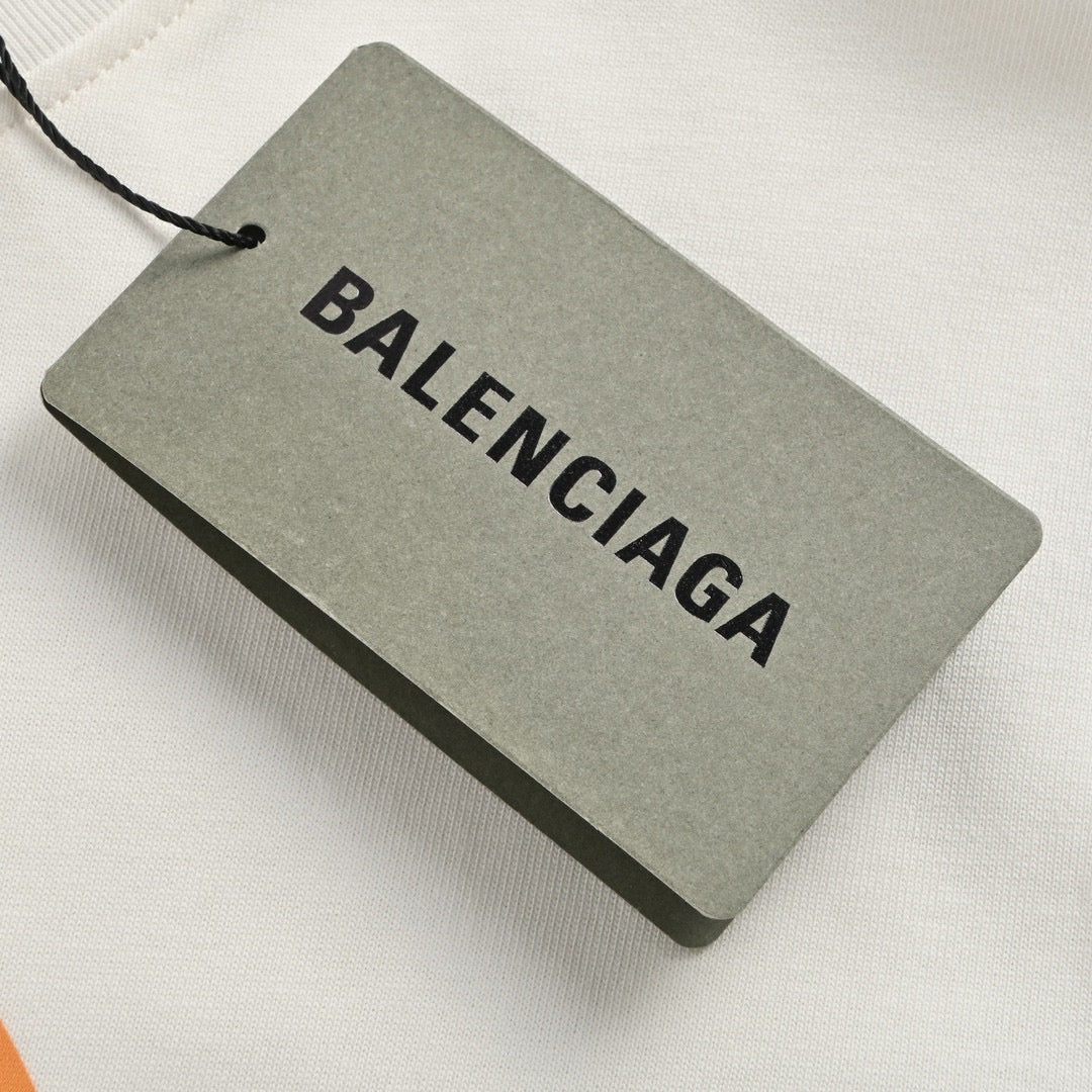 Balenciaga Mcdonald's T-shirt - White Unisex Streetwear Limited Edition - <span>Unique and playful design. Features a bold Balenciaga logo inspired by the iconic McDonald's arches.