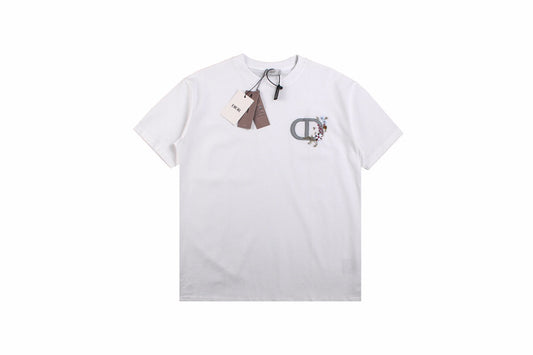 Dior T-shirt With Floral Cd Logo - White Unisex Streetwear Limited Edition - <p dir='ltr'><span>This Dior t-shirt features a floral CD logo design. It is white with