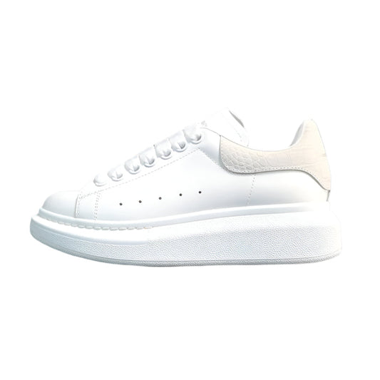 ALE - Ander Mcqueen Sneakers - Vanilla - White Unisex Streetwear Limited Edition - The ALEXANDER MCQUEEN SNEAKERS x WHITE VANILLA - REPLICA redefine luxury footwear with their sleek