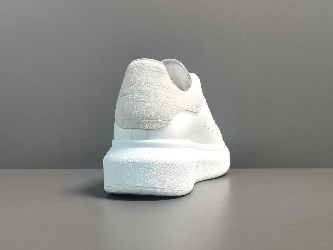 ALEXANDER MCQUEEN SNEAKERS x WHITE VANILLA
