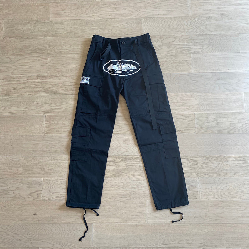 CORTEIZ Alcatraz Cargo Pants - White - Black Unisex Streetwear Limited Edition - The CORTEIZ ALCATRAZ CARGO PANTS BLACK/WHITE - REPLICA deliver a perfect combination of bold design