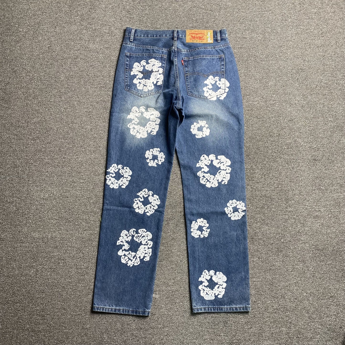DENIM Tears - Levi's Cotton Wreath Jeans - Blue Unisex Streetwear Limited Edition - The Denim Tears x Levi's Cotton Wreath Jeans Blue Replica bring together iconic design and