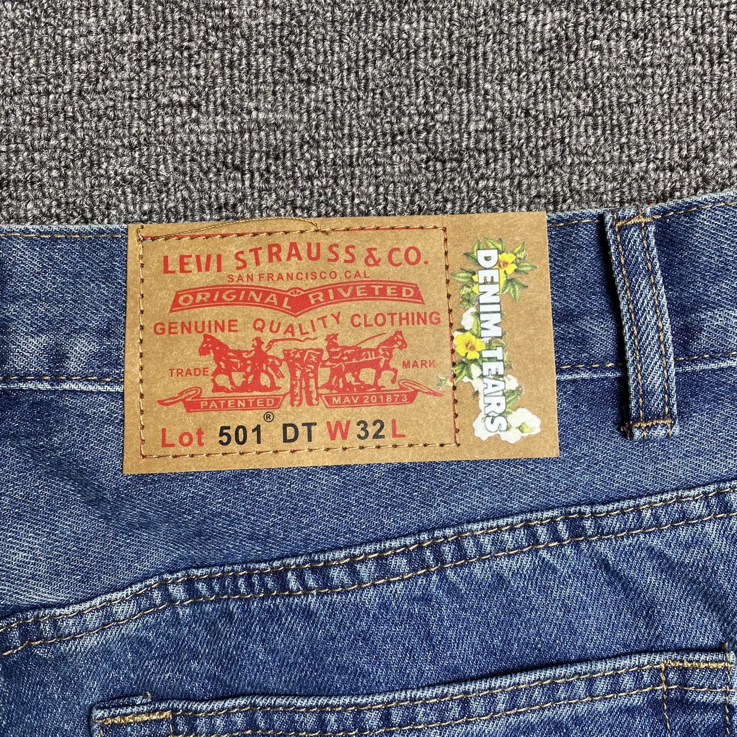 DENIM TEARS x LEVI'S COTTON WREATH JEANS AZULES