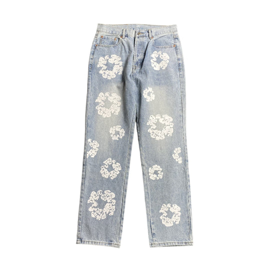 DENIM Tears - Levi's Cotton Wreath Jeans Light Wash - Black Unisex Streetwear Limited Edition - The Denim Tears x Levi's Cotton Wreath Jeans Ligth Wash Replica bring together iconic design