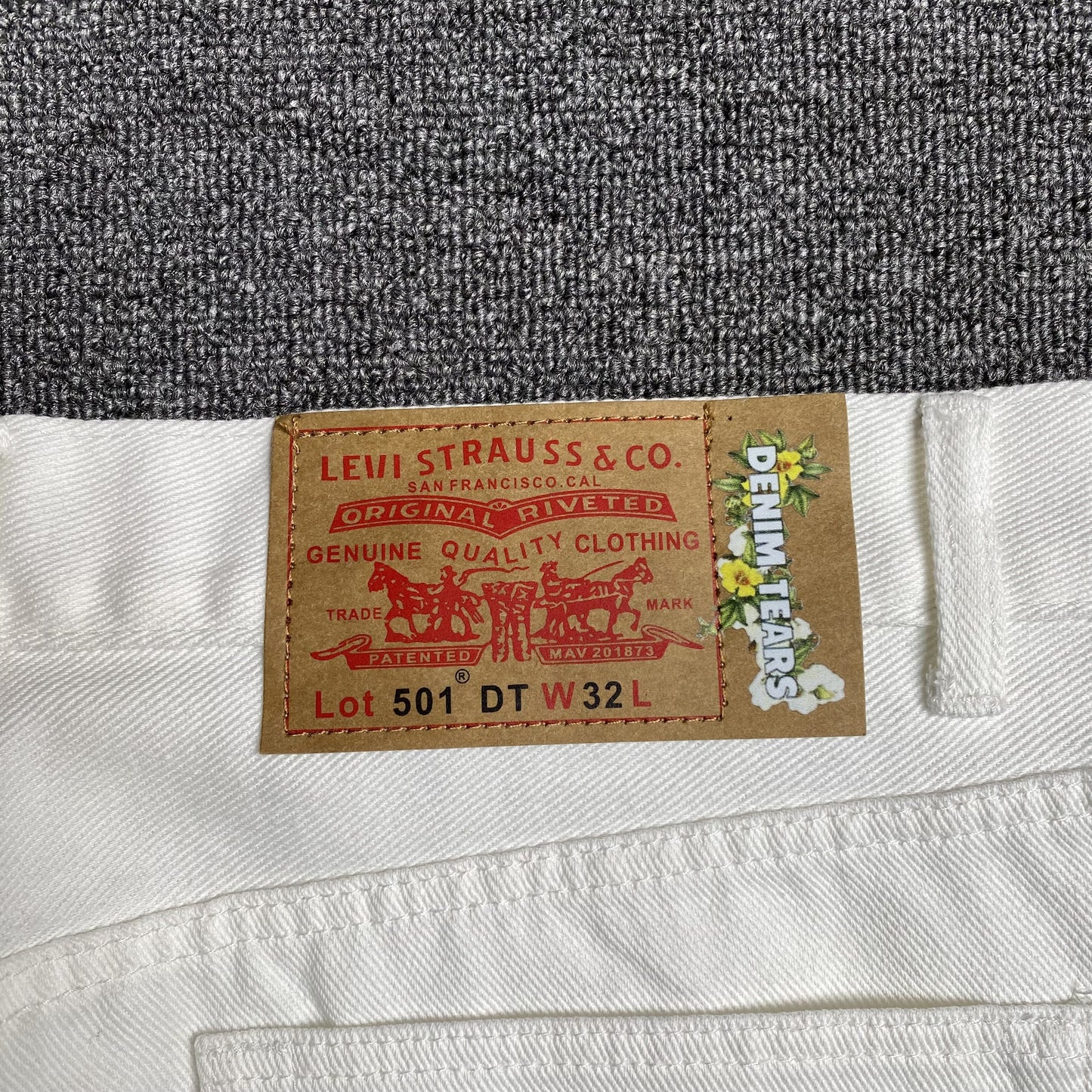 JEANS DENIM TEARS x LEVI'S COTTON WREATH BLANCOS