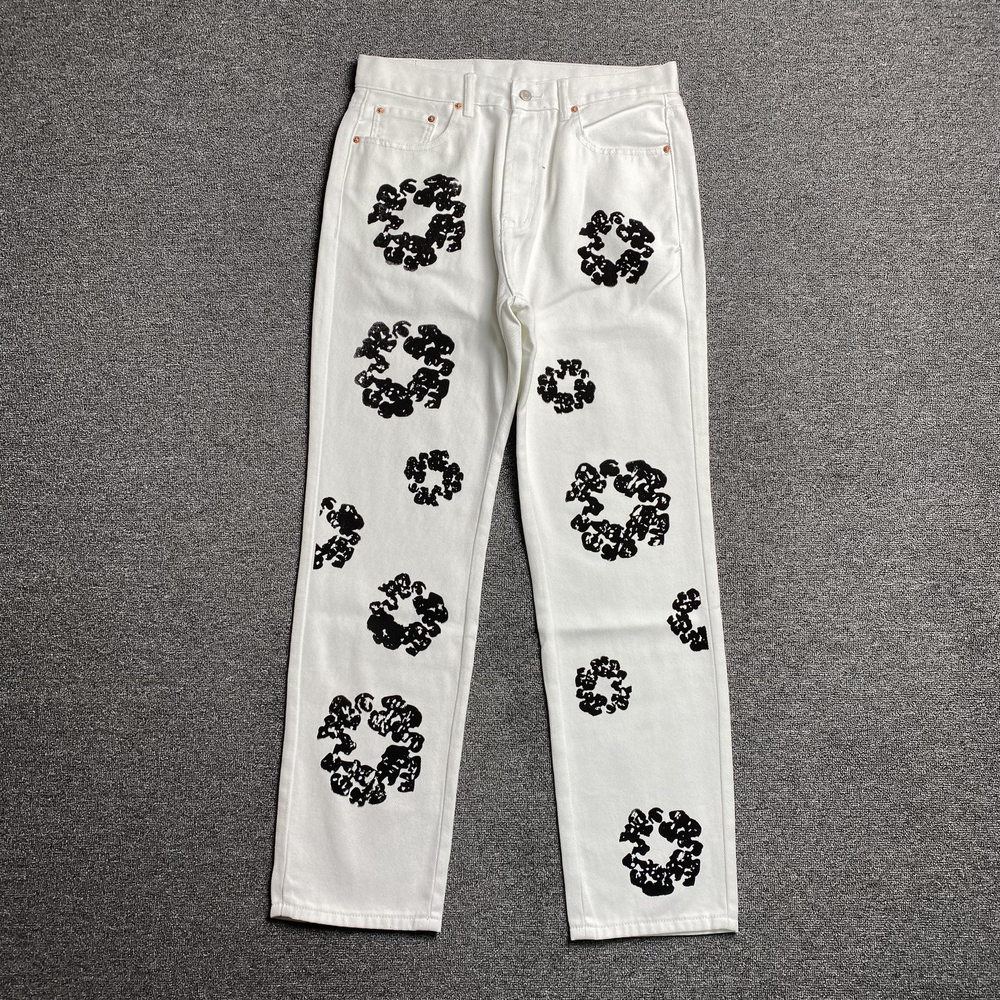 DENIM Tears - Levi's Cotton Wreath Jeans - White Unisex Streetwear Limited Edition - The Denim Tears x Levi's Cotton Wreath Jeans White Replica bring together iconic design and