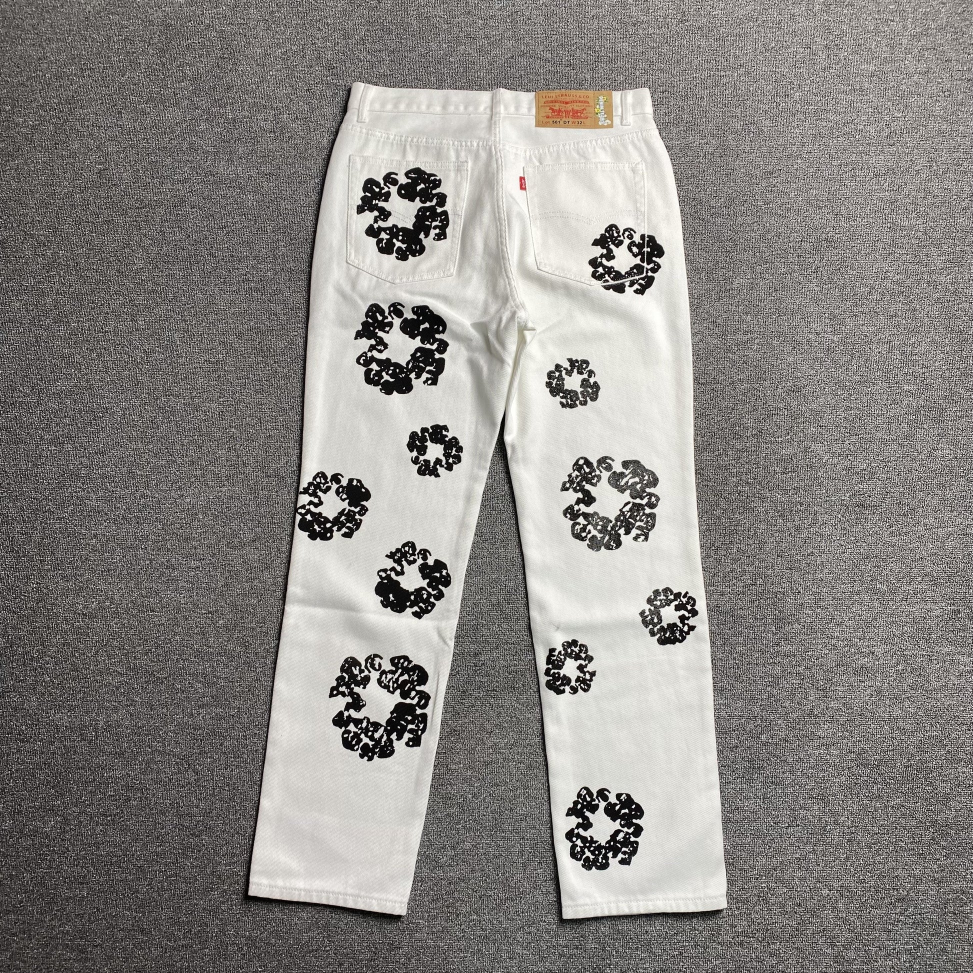 DENIM Tears - Levi's Cotton Wreath Jeans - White Unisex Streetwear Limited Edition - The Denim Tears x Levi's Cotton Wreath Jeans White Replica bring together iconic design and