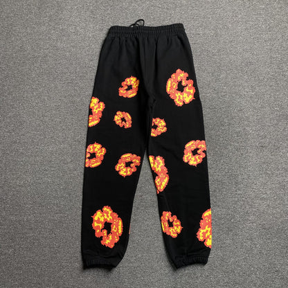 DENIM Tears - Offset Wreath Sweatpants - Black Unisex Streetwear Limited Edition - The Denim Tears x Offset Wreath Sweatpants Black Replica deliver the perfect balance of comfort