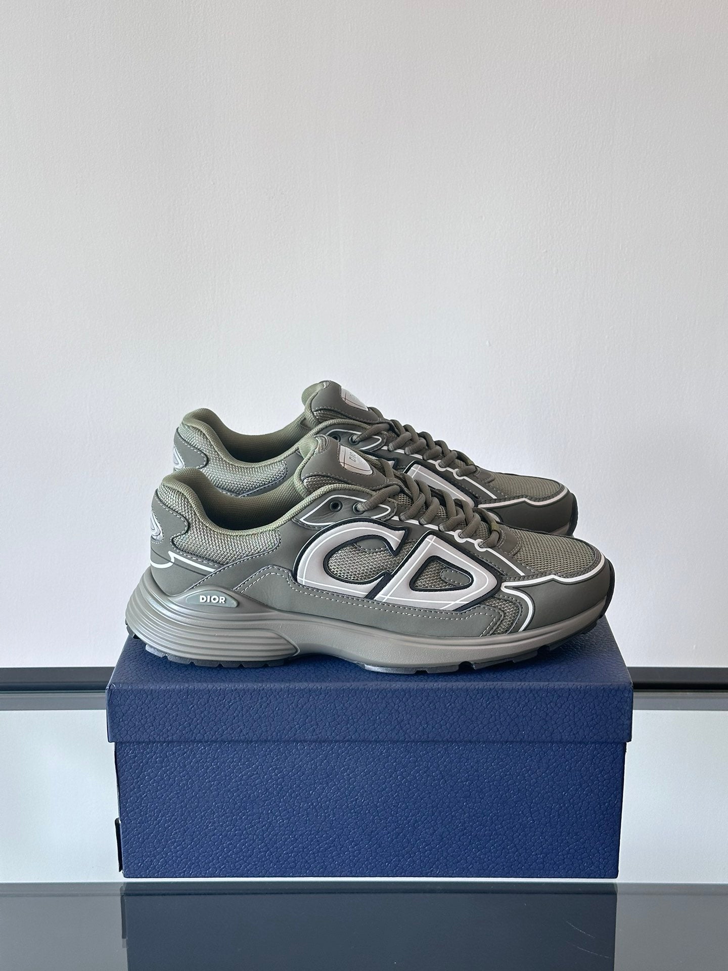 DIOR B30 - Gray Unisex Streetwear Limited Edition - The DIOR B30 GRAY - REPLICA blends high-fashion aesthetics with modern performance , making it
