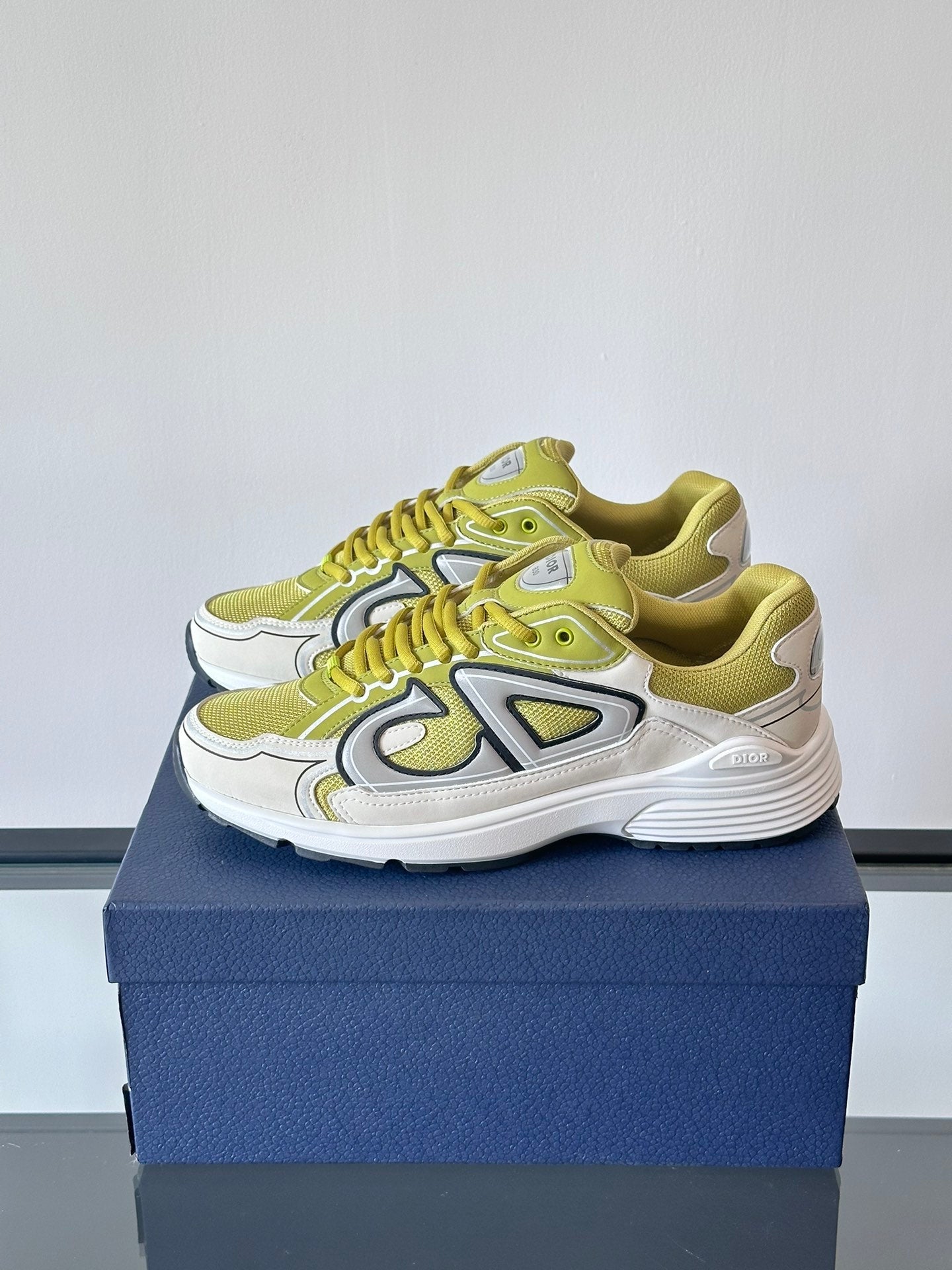 DIOR B30 - Yellow Unisex Streetwear Limited Edition - The DIOR B30 YELLOW - REPLICA is a bold statement sneaker that blends luxury fashion