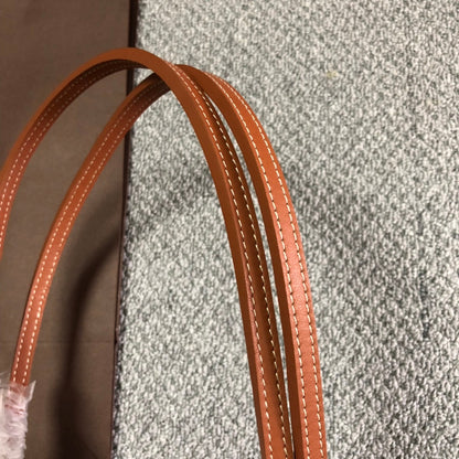 GOYARD ARTOIS PM TOTE BAG BLACK & TAN - close up - replica sneakers
