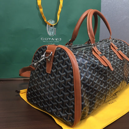 GOYARD BOSTON 50 TRAVEL BAG BLACK & TAN - close up - replica sneakers