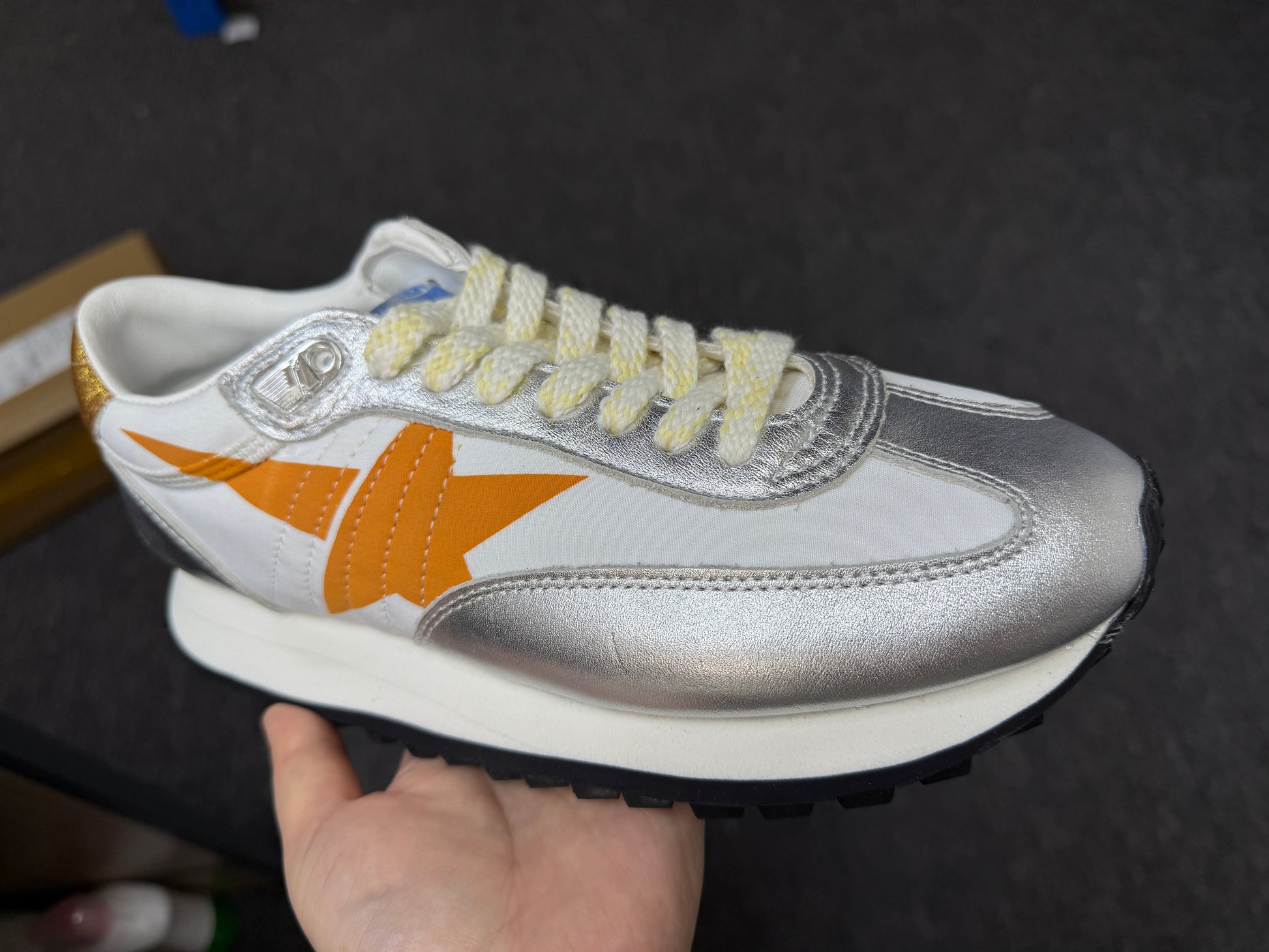 Golden Goose Marathon Sneaker c Metallic Silver & Gold - White Unisex Streetwear Limited Edition