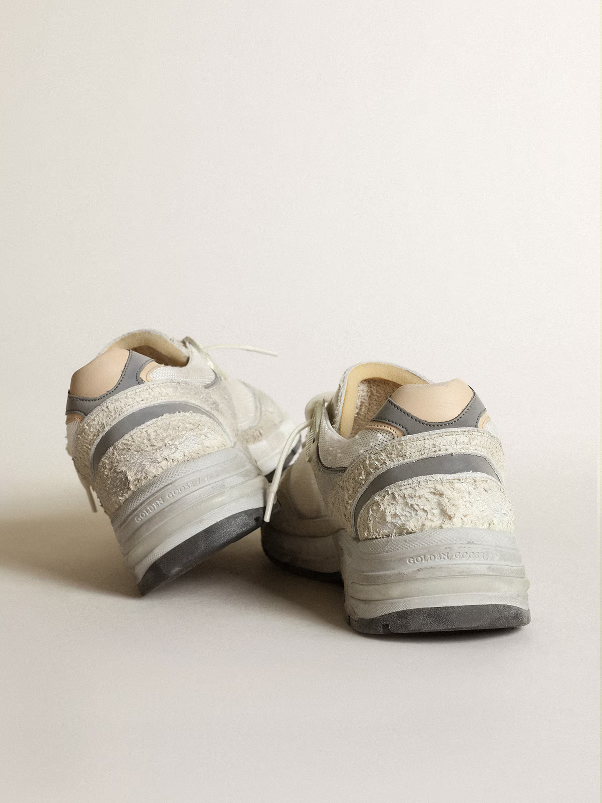 Golden Goose Running Sole Sneaker In With Distressed Details - White Unisex Streetwear Limited Edition