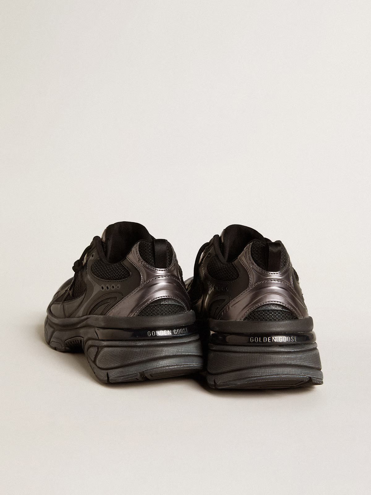 Golden Goose Running Sole c Triple - Black Unisex Streetwear Limited Edition