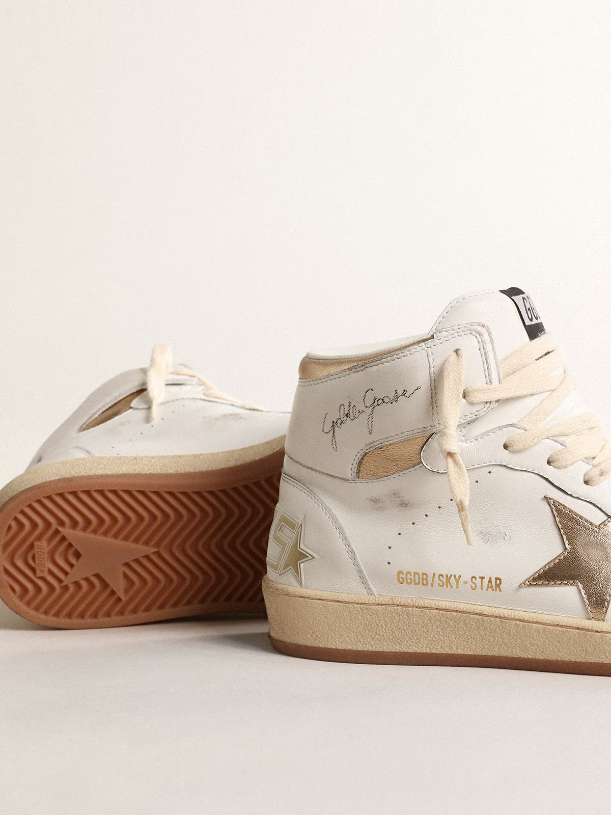 Golden Goose Sky-star c And Gold Sneakers - White Unisex Streetwear Limited Edition