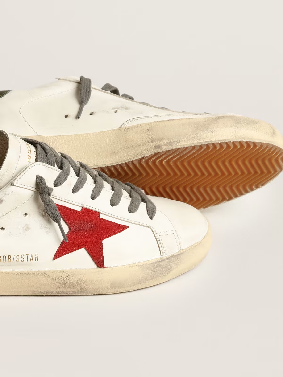 Golden Goose Super-star & Red Sneaker - White Unisex Streetwear Limited Edition