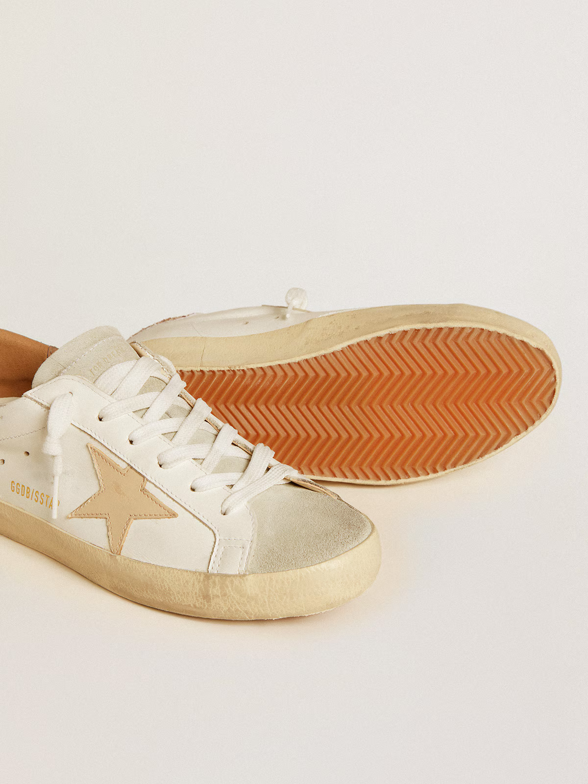 Golden Goose Superstar c Leather With Pink Glitter Heel Sneakers - White Unisex Streetwear Limited Edition