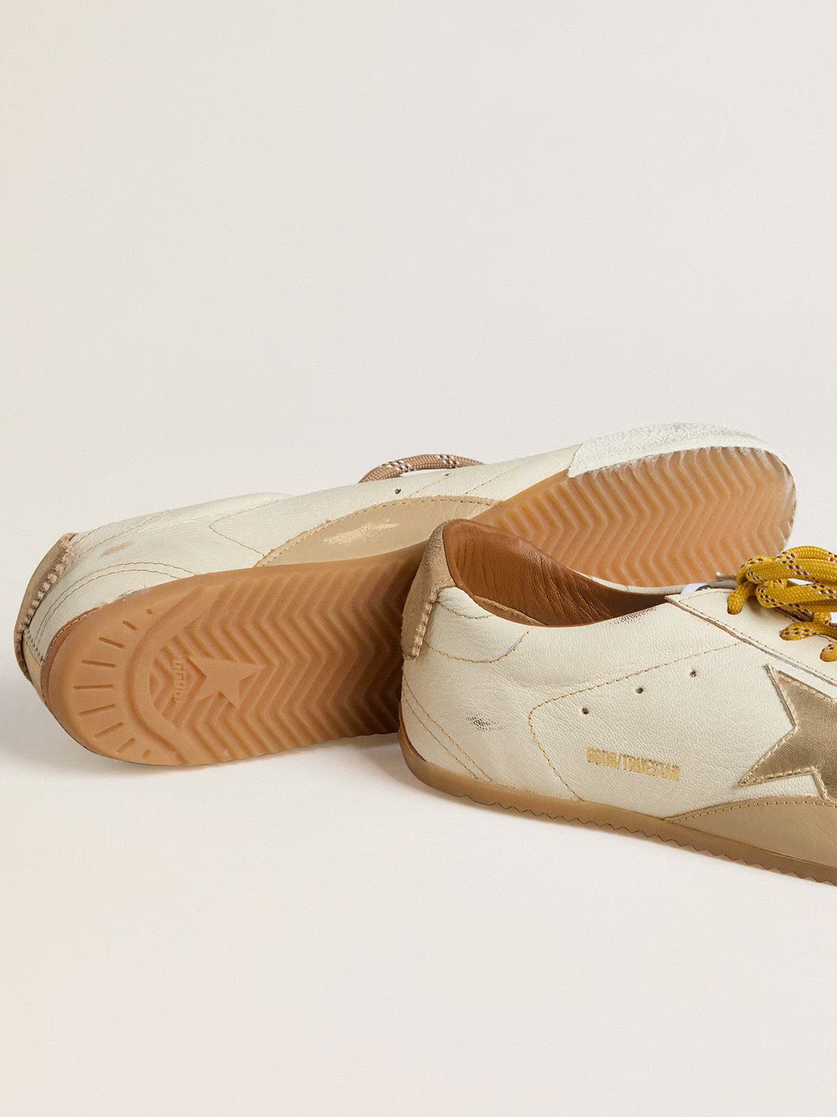 Golden Goose Timestar Sneaker Ivory Gold - Red Unisex Streetwear Limited Edition