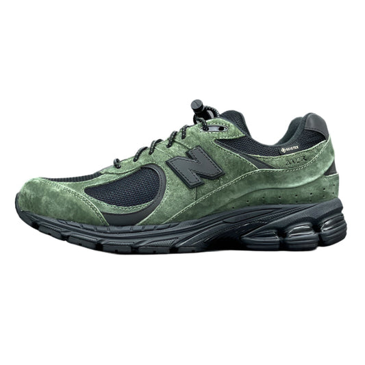 JJJJOUND - New Balance 2002r Gore-te - Pine - Green Unisex Streetwear Limited Edition - The JJJJOUND x NEW BALANCE 2002R GORE-TEX PINE - REPLICA combines minimalist aesthetics with rugged