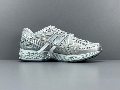 NEW Balance 1906a - Concrete Silver - Red Unisex Streetwear Limited Edition - The NEW BALANCE 1906A x CONCRETE SILVER - REPLICA redefines modern style with a sleek