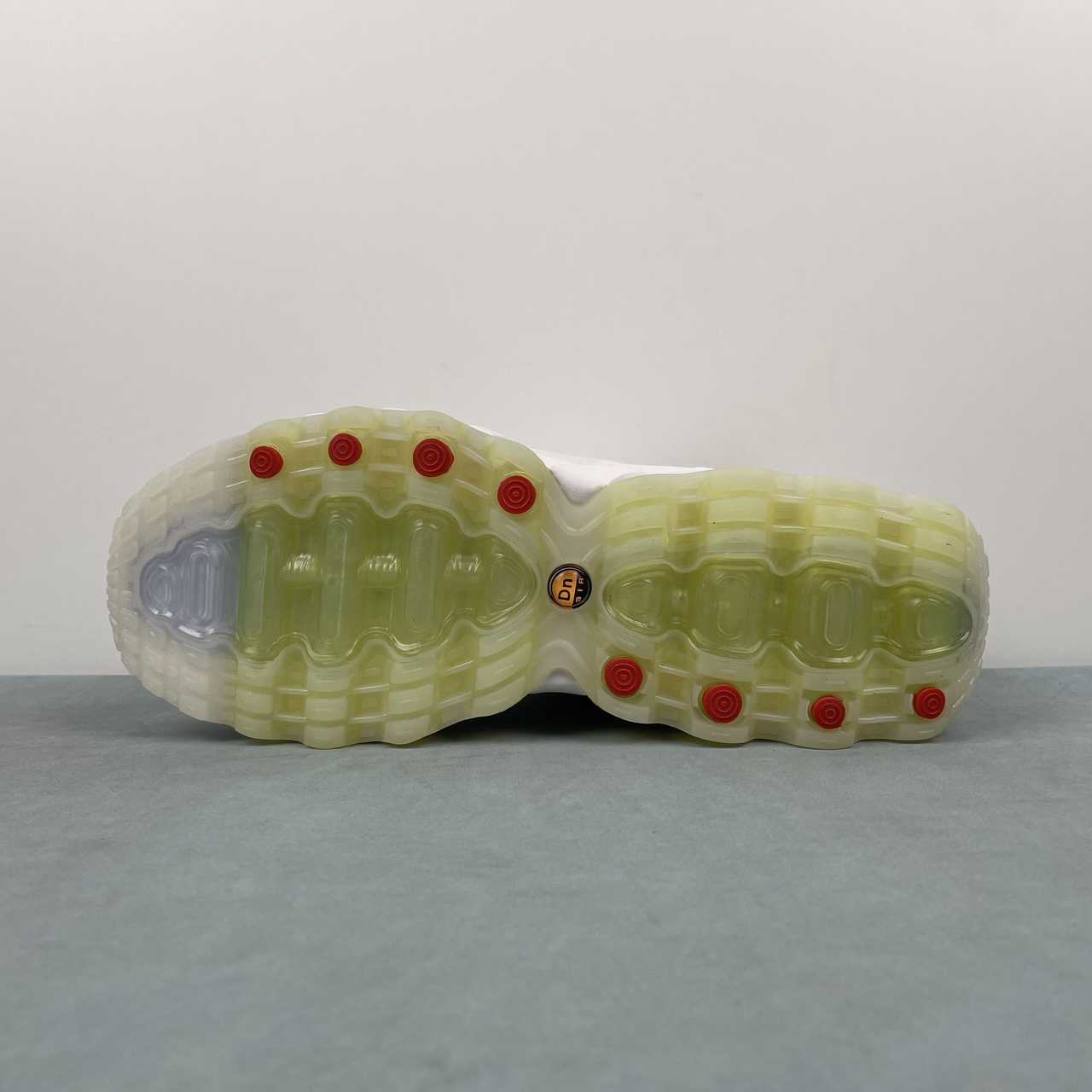 NIKE Air Ma - Dn8 Sneakers Unisex Streetwear Limited Edition - The NIKE AIR MAX DN8 - REPLICA combines innovative design with timeless style, delivering the