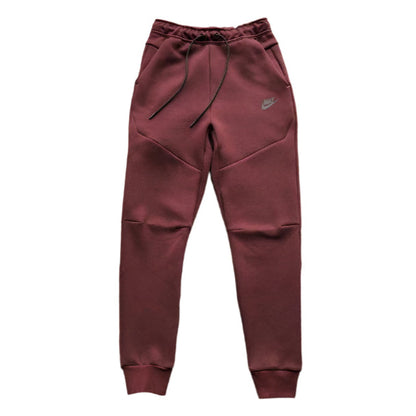 NIKE Tech Fleece Pants - Berry - Pomegranate - Red Unisex Streetwear Limited Edition - The NIKE TECH FLEECE PANTS BERRY/POMEGRANATE - REPLICA combine modern athletic performance with a bold,