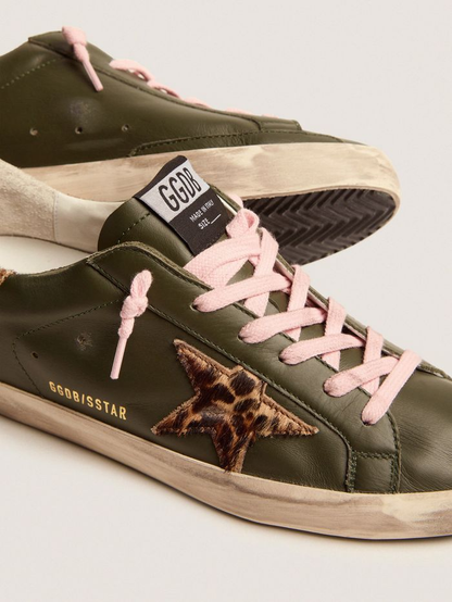 Super-star Sneakers In Dark Leather With Gold Glitter Heel Tab - Green Unisex Streetwear Limited Edition