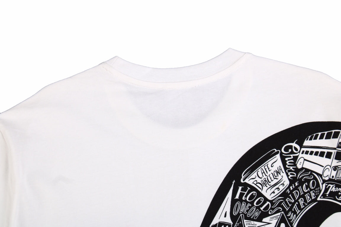 Balenciaga - Supreme T-shirt With Front Logo - White Unisex Streetwear Limited Edition - <p dir='ltr'><span>White t-shirt featuring a small pink Supreme logo on the front. Stylish collaboration
