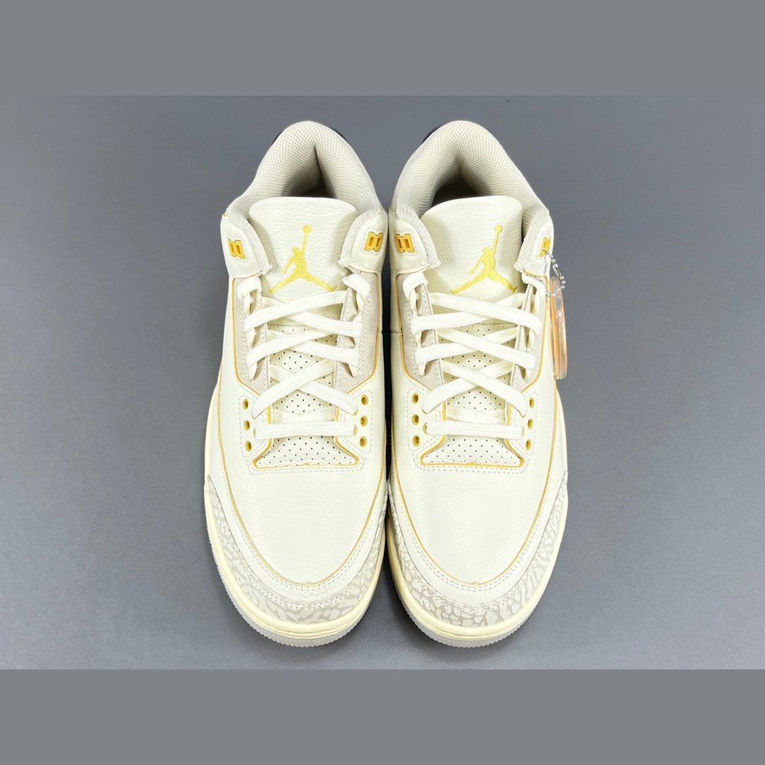 JORDAN 3 Retro Sp - J Balvin Medellin Sunset - Red Unisex Streetwear Limited Edition - Experience the vibrant energy of Medellin with the JORDAN 3 RETRO SP x J BALVIN