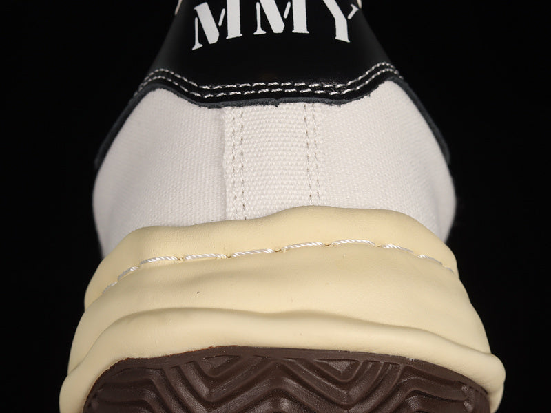 MAISON Mihara Yasuhiro Blakey Og Sole Leather Low Beige Sneakers - White Unisex Streetwear Limited Edition