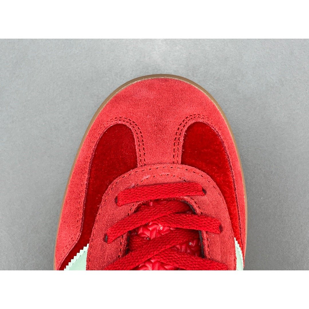 ADIDAS Gazelle Indoor - Red Unisex Streetwear Limited Edition - The ADIDAS GAZELLE INDOOR RED - REPLICA brings a bold and vibrant update to the