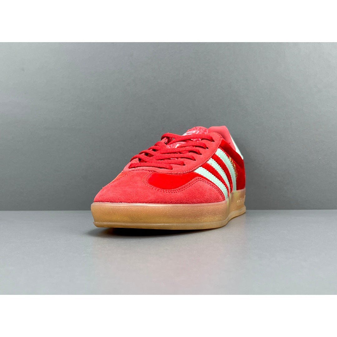 ADIDAS Gazelle Indoor - Red Unisex Streetwear Limited Edition - The ADIDAS GAZELLE INDOOR RED - REPLICA brings a bold and vibrant update to the