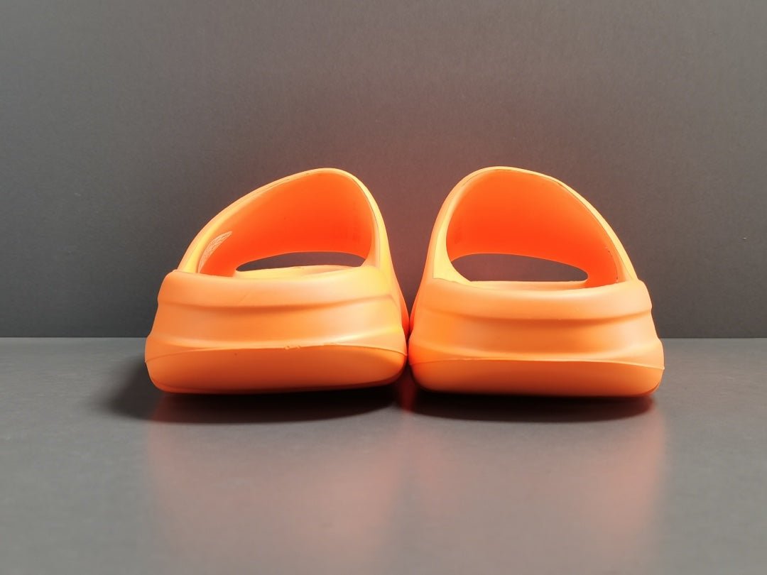 ADIDAS Yeezy Slide - Enflame - Orange Unisex Streetwear Limited Edition