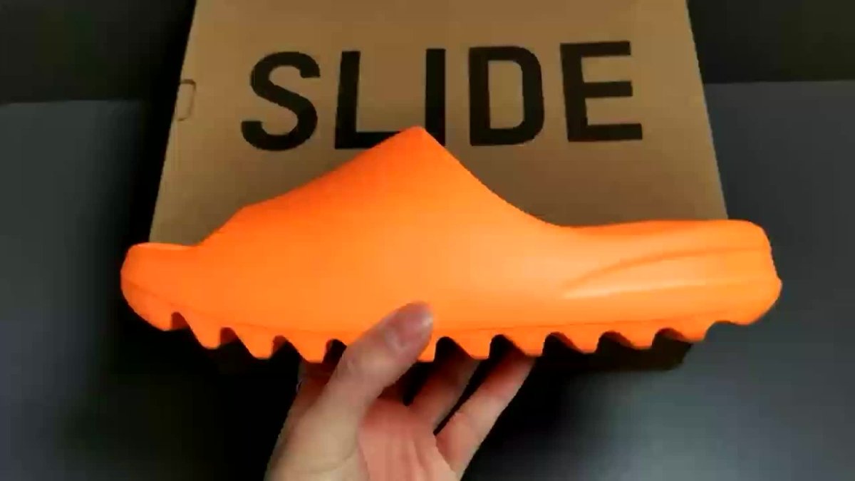 ADIDAS Yeezy Slide - Enflame - Orange Unisex Streetwear Limited Edition