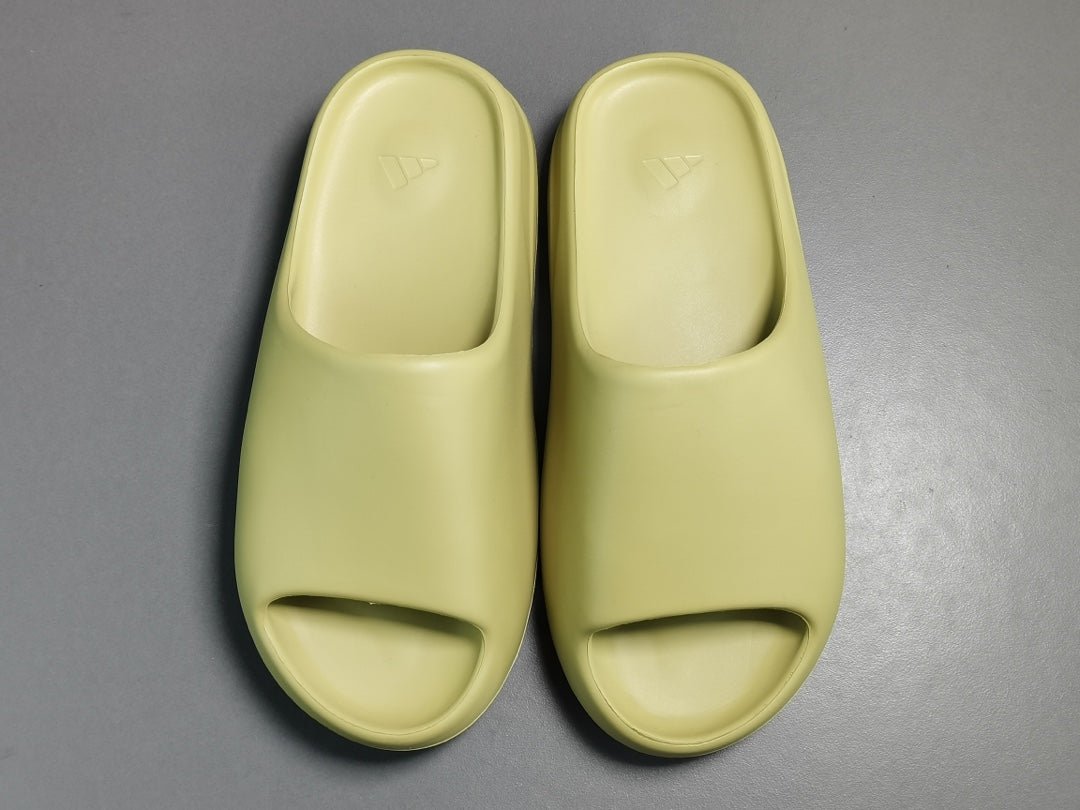 ADIDAS Yeezy Slide - Resin Unisex Streetwear Limited Edition
