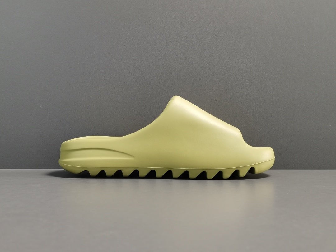 ADIDAS Yeezy Slide - Resin Unisex Streetwear Limited Edition