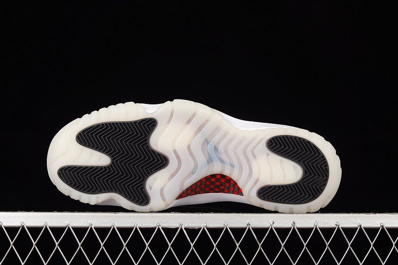 AIR Jordan 11 Retro 72-10 - - Varsity Red - Black Unisex Streetwear Limited Edition - Celebrate basketball history with the Air Jordan 11 Retro 72-10 Black/Black/Varsity Red, a homage to