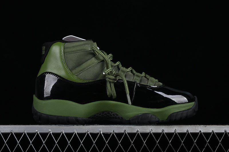 AIR Jordan 11 Retro - Green - Black Unisex Streetwear Limited Edition - Unleash unparalleled style and performance with the Air Jordan 11 Retro Black/Green, a masterpiece that