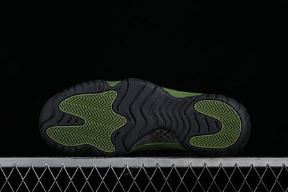 AIR Jordan 11 Retro - Green - Black Unisex Streetwear Limited Edition - Unleash unparalleled style and performance with the Air Jordan 11 Retro Black/Green, a masterpiece that