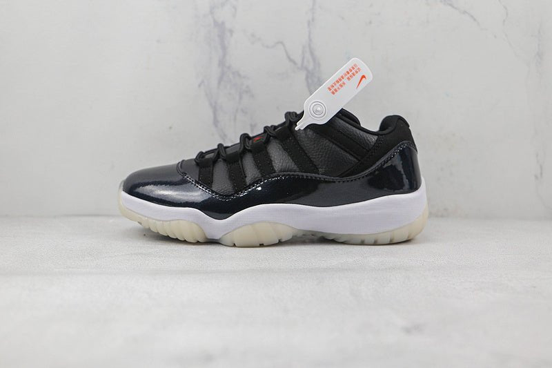 AIR Jordan 11 Retro Low 72-10 - Gym Red - White - Sail - Black Unisex Streetwear Limited Edition - Celebrate one of the greatest seasons in basketball history with the Air Jordan 11 Retro
