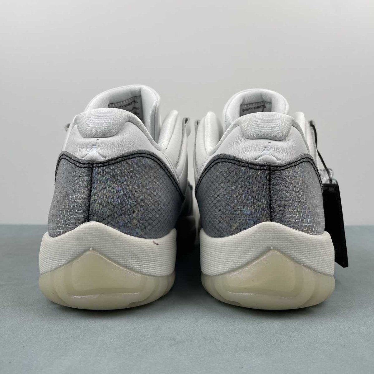 AIR Jordan 11 Retro - Lny - Red Unisex Streetwear Limited Edition - The AIR JORDAN 11 RETRO x LNY - REPLICA celebrates the Lunar New Year with