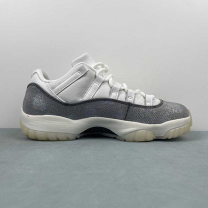 AIR Jordan 11 Retro - Lny - Red Unisex Streetwear Limited Edition - The AIR JORDAN 11 RETRO x LNY - REPLICA celebrates the Lunar New Year with