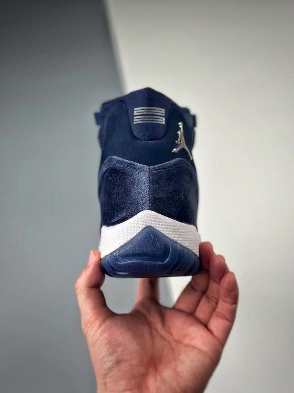 Air Jordan 11 Retro midnight Navy Unisex Streetwear Limited Edition